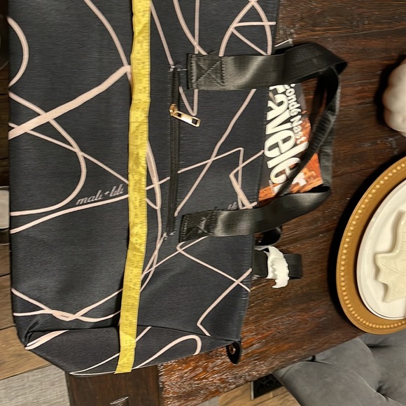 Carry On Tote or Gym Bag - Mali & Lili - Brand New - Picture 7 of 8